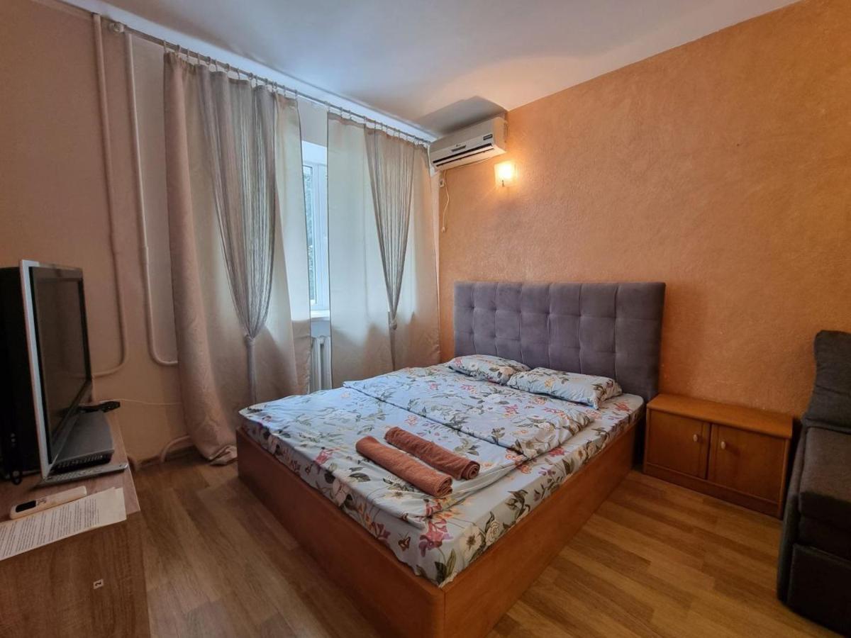 Апартаменты В Центре На Гагарина Dnipro Exteriör bild